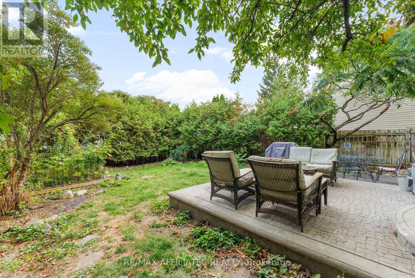31 Exeter Drive, Ottawa, Ontario  K2J 1Z9 - Photo 27 - X12408214