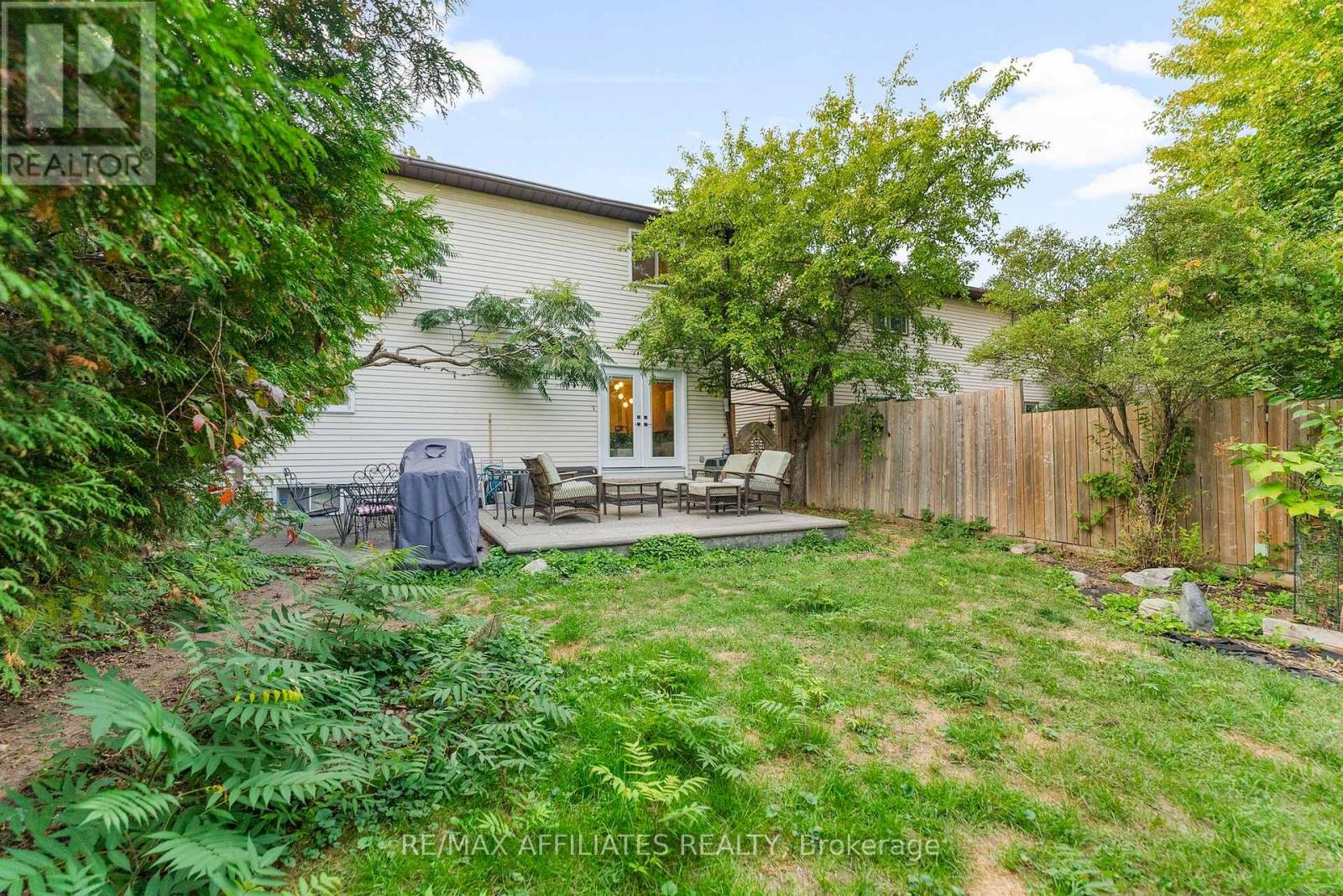 31 Exeter Drive, Ottawa, Ontario  K2J 1Z9 - Photo 29 - X12408214