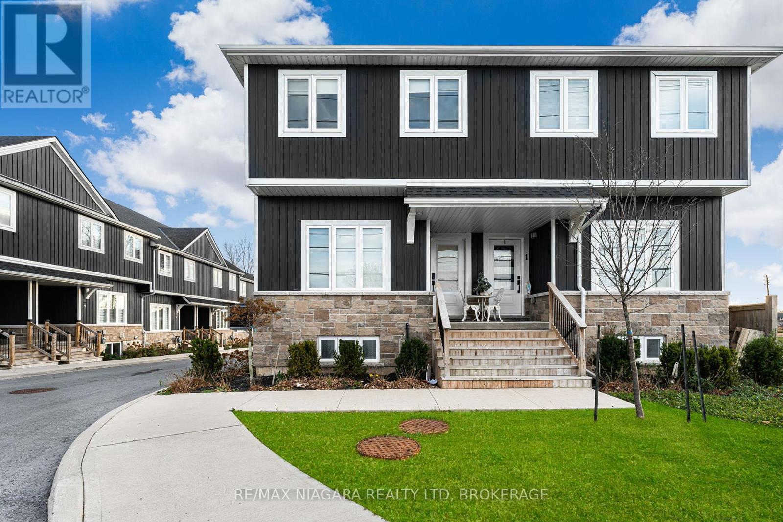 2 UPPER - 8196 MCLEOD ROAD, Niagara Falls, Ontario