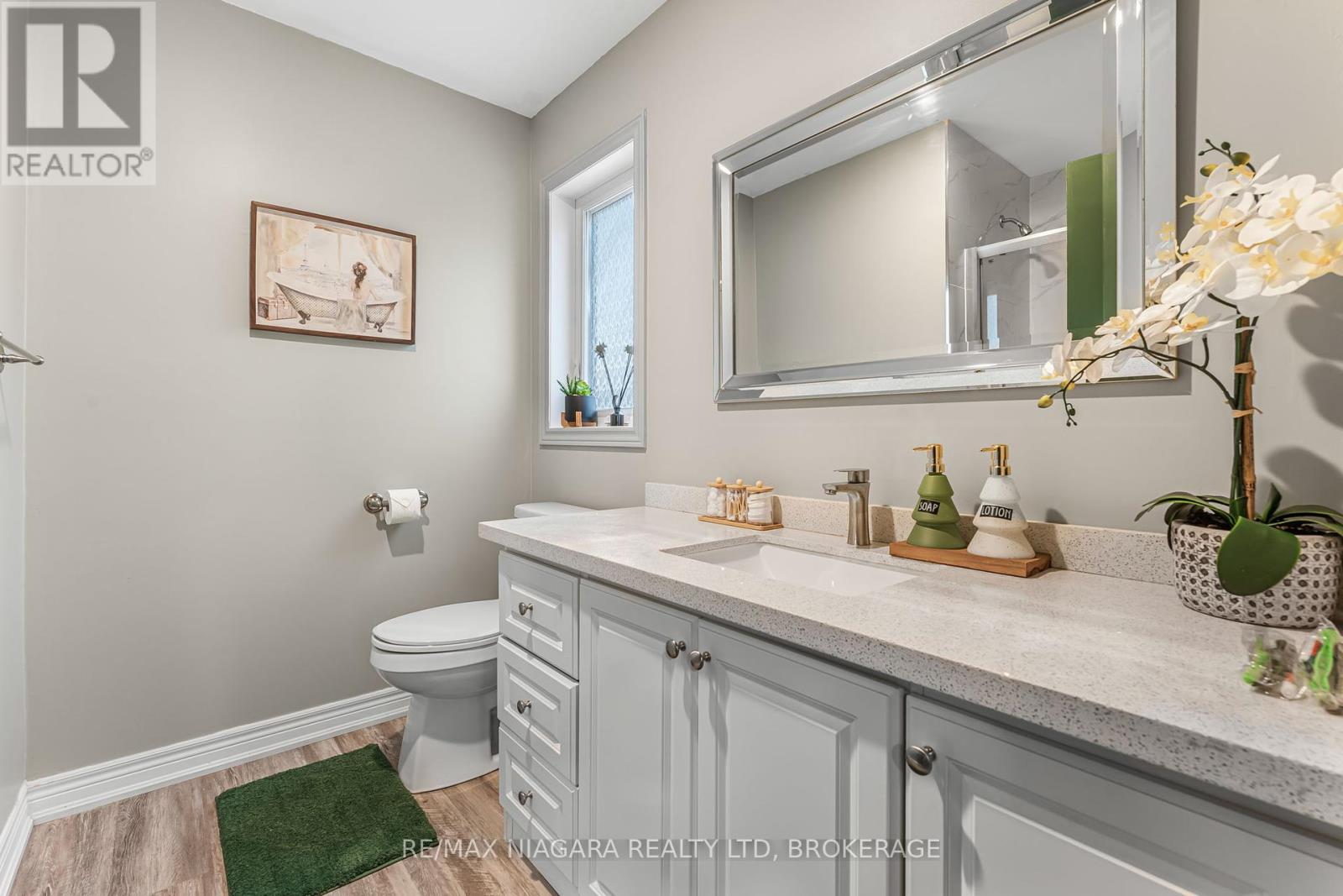 2 Upper - 8196 Mcleod Road, Niagara Falls, Ontario  L2H 3N3 - Photo 30 - X12395696