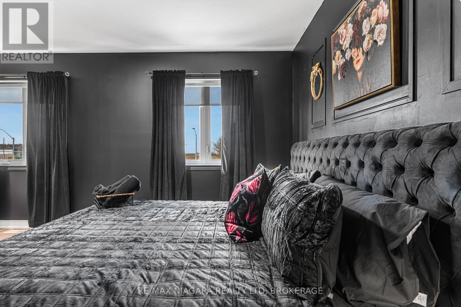 2 Upper - 8196 Mcleod Road, Niagara Falls, Ontario  L2H 3N3 - Photo 40 - X12395696