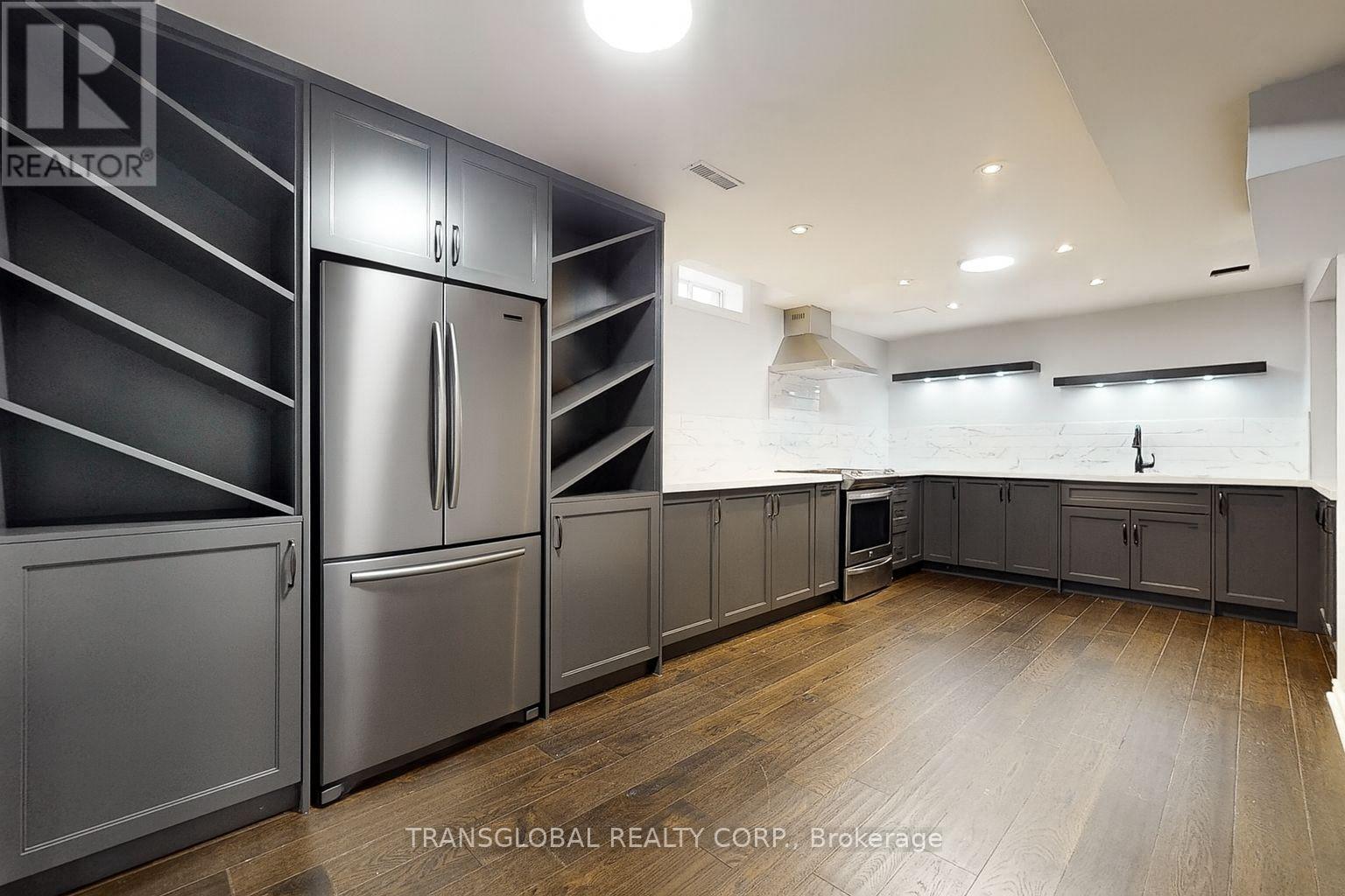 458 Beverley Glen Boulevard, Vaughan, Ontario  L4J 7S2 - Photo 24 - N12408230