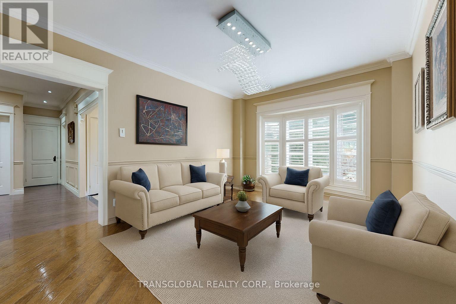 458 Beverley Glen Boulevard, Vaughan, Ontario  L4J 7S2 - Photo 6 - N12408230