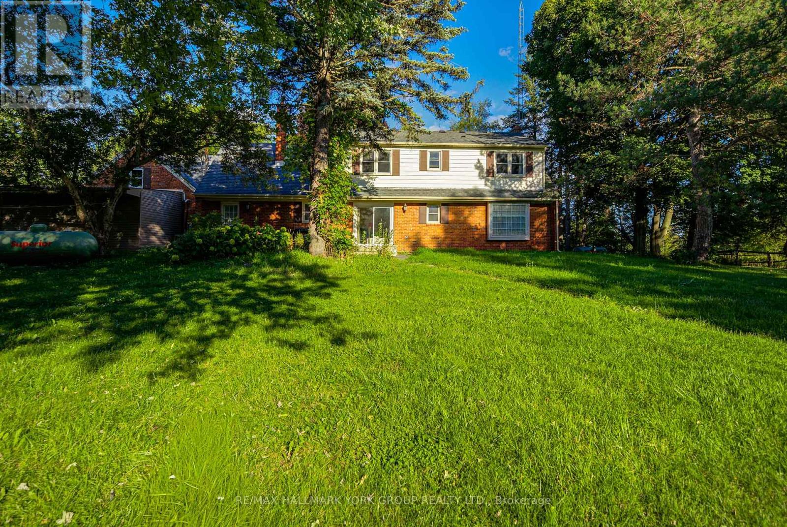 18 Kennedy Lane, Whitchurch-Stouffville, Ontario  L4A 2J5 - Photo 10 - N12408233