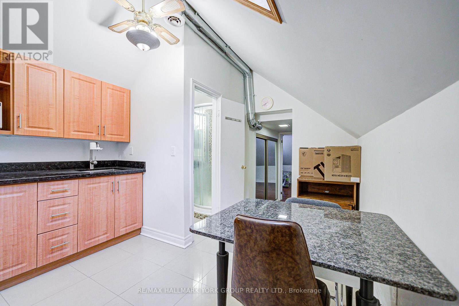 18 Kennedy Lane, Whitchurch-Stouffville, Ontario  L4A 2J5 - Photo 31 - N12408233