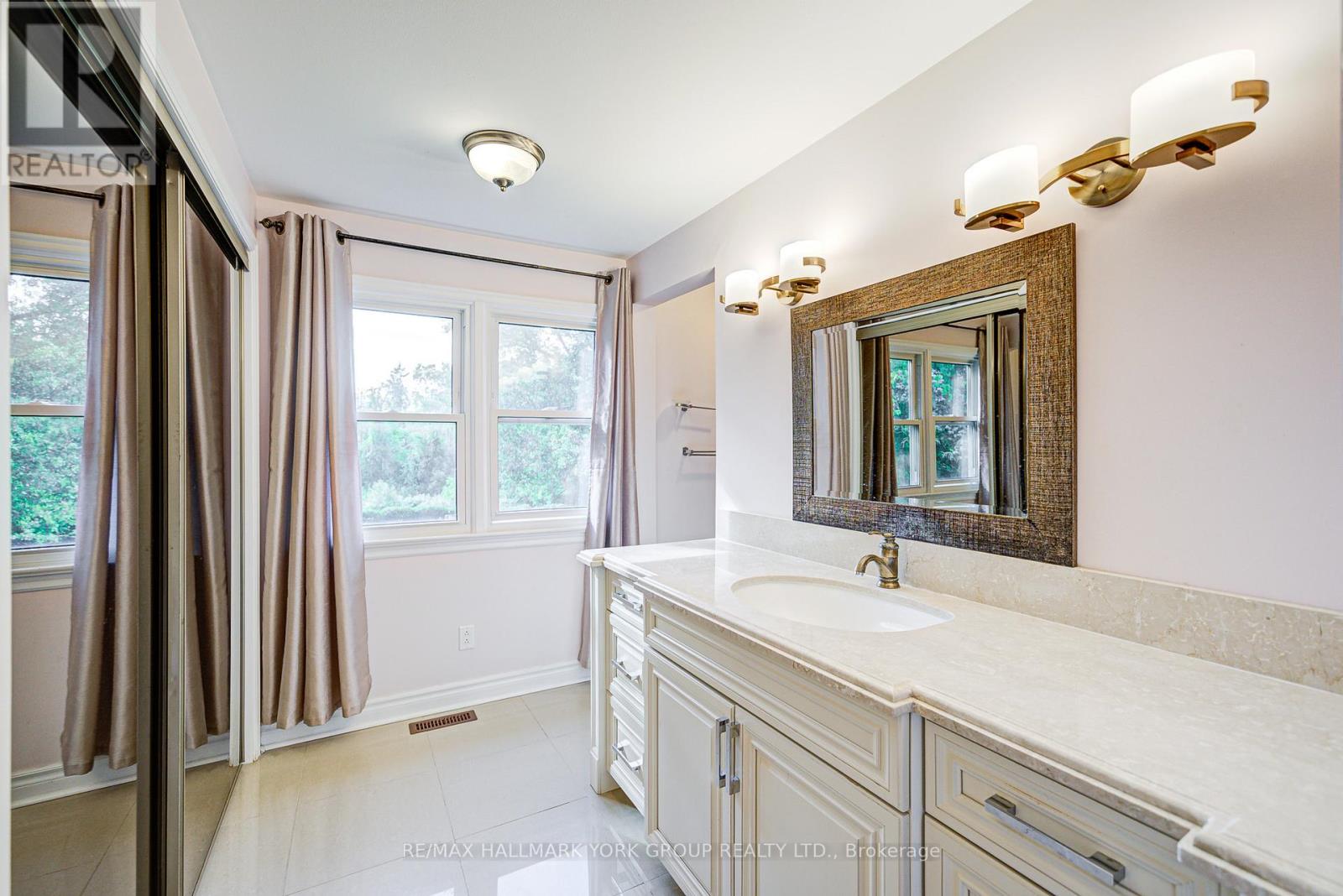 18 Kennedy Lane, Whitchurch-Stouffville, Ontario  L4A 2J5 - Photo 35 - N12408233
