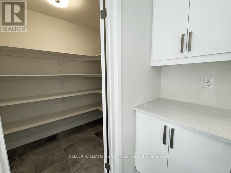 3157 Searidge Street, Severn, Ontario  L3V 8R1 - Photo 14 - S12408238
