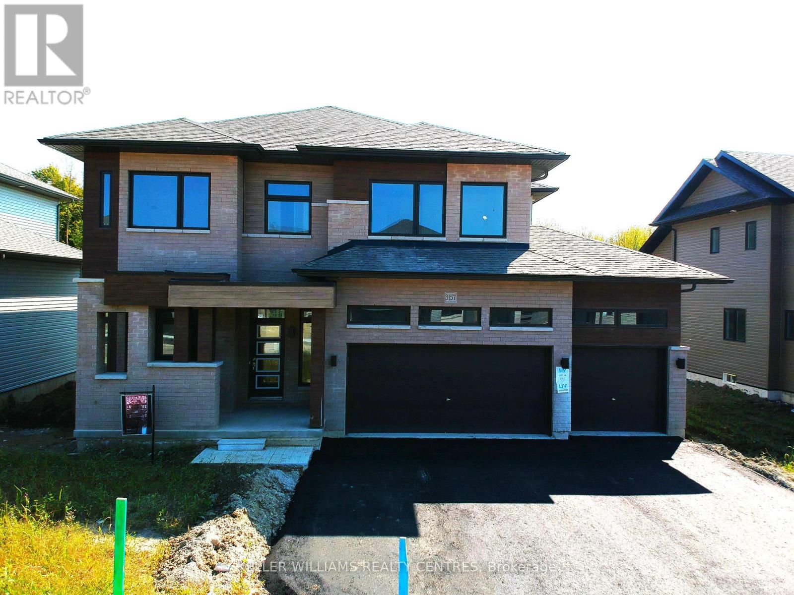 3157 Searidge Street, Severn, Ontario  L3V 8R1 - Photo 37 - S12408238