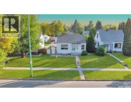 755 4th STREET E East Flat