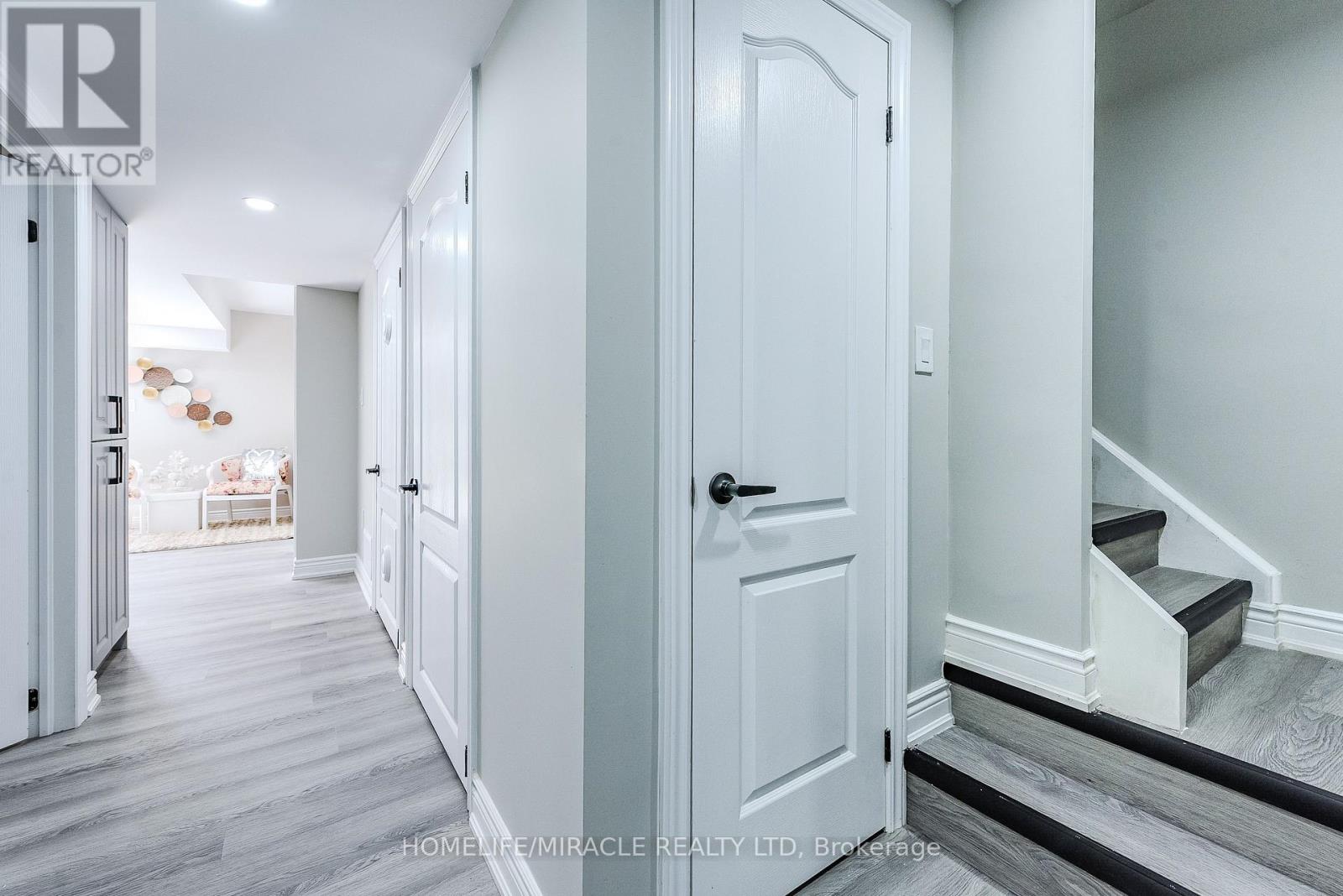 30 Peaceful Place, Brampton, Ontario  L6S 4E6 - Photo 34 - W12401769