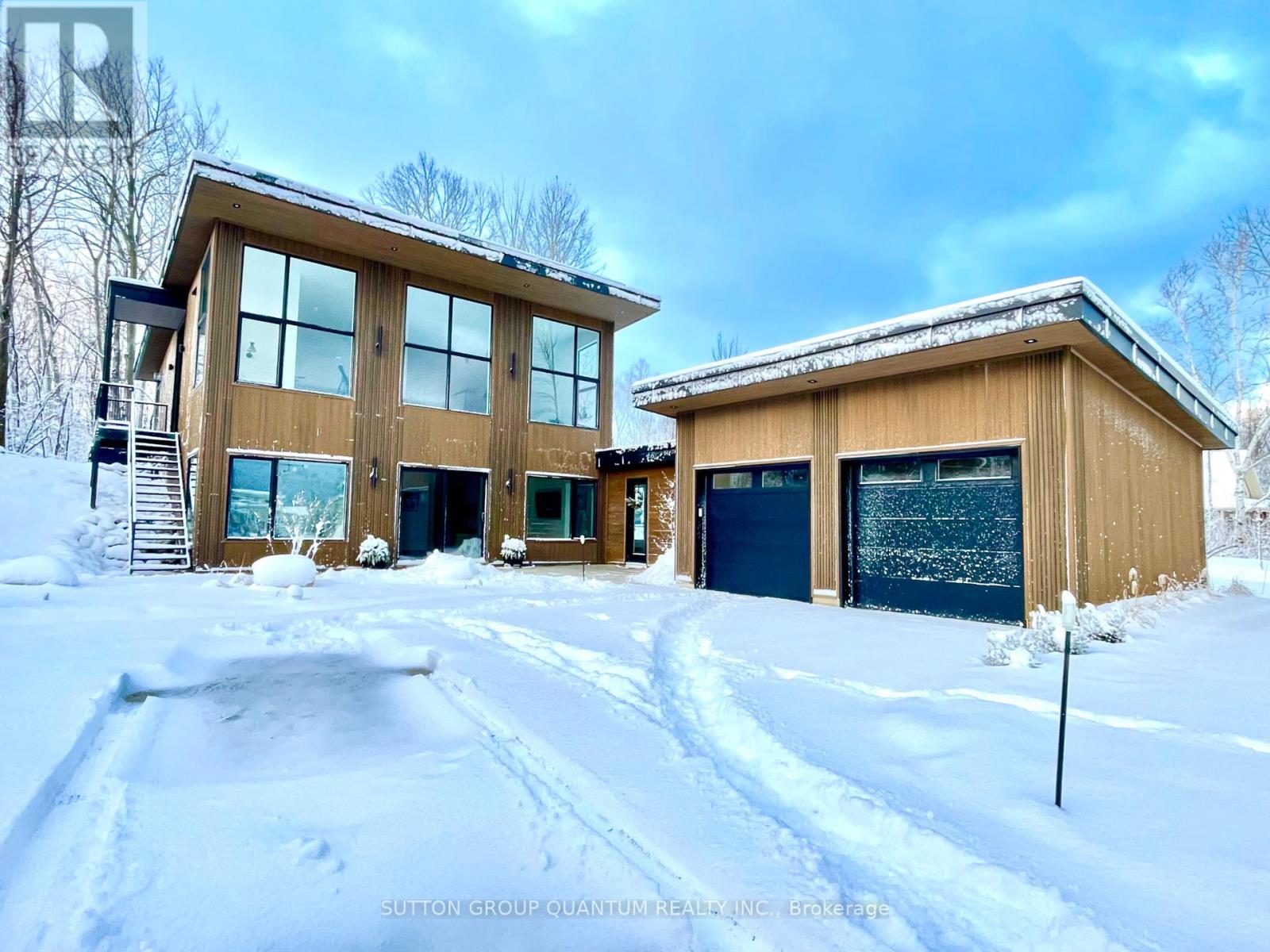 150 Sunset Boulevard, Blue Mountains, Ontario  N0H 2P0 - Photo 2 - X12036940