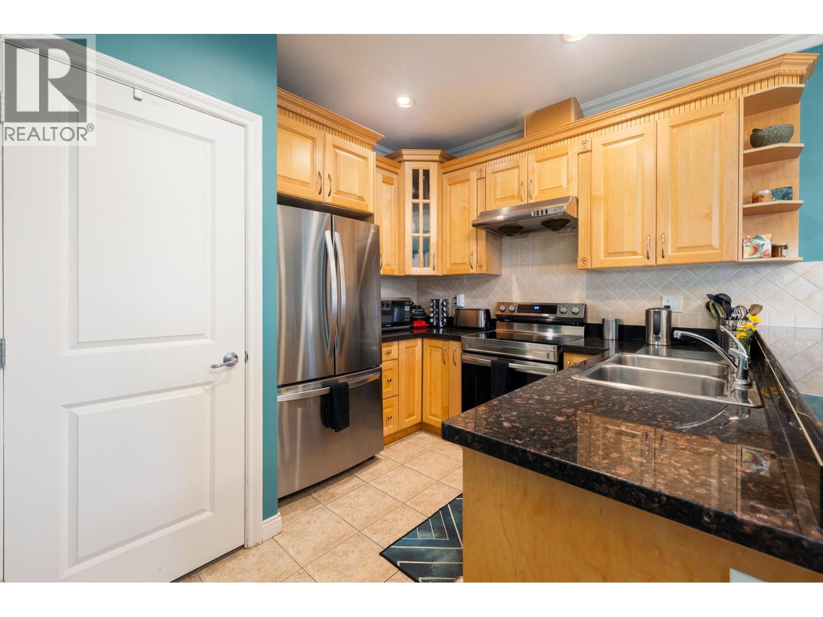 1930 Turner Street, Vancouver, British Columbia  V5L 2A1 - Photo 4 - R3048575