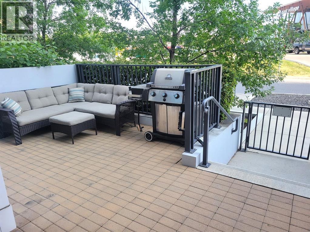 Property at 111 Confluence Mews SE image 3