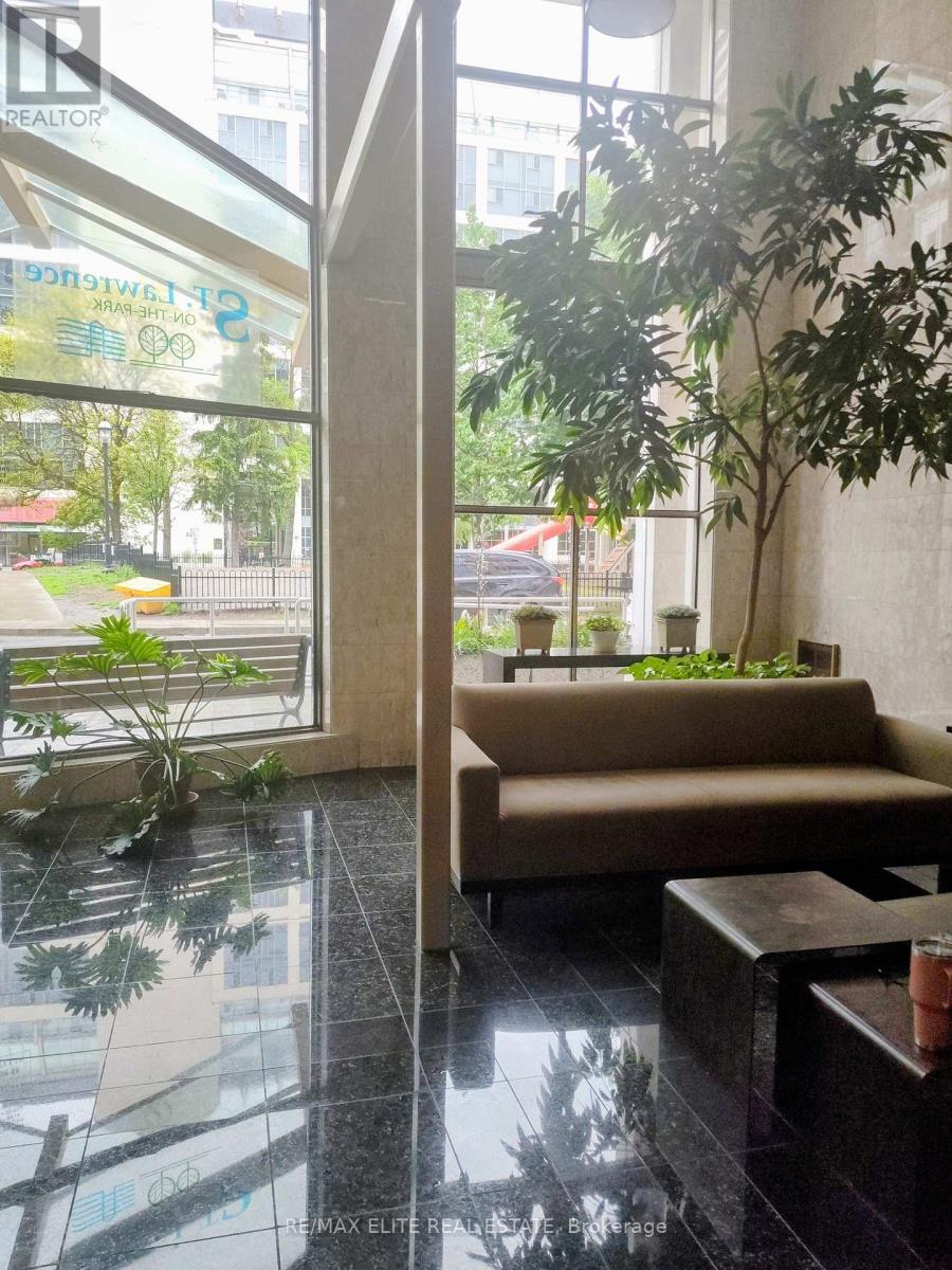 323 - 65 Scadding Avenue, Toronto (Waterfront Communities), Ontario  M5A 4L1 - Photo 2 - C12408249
