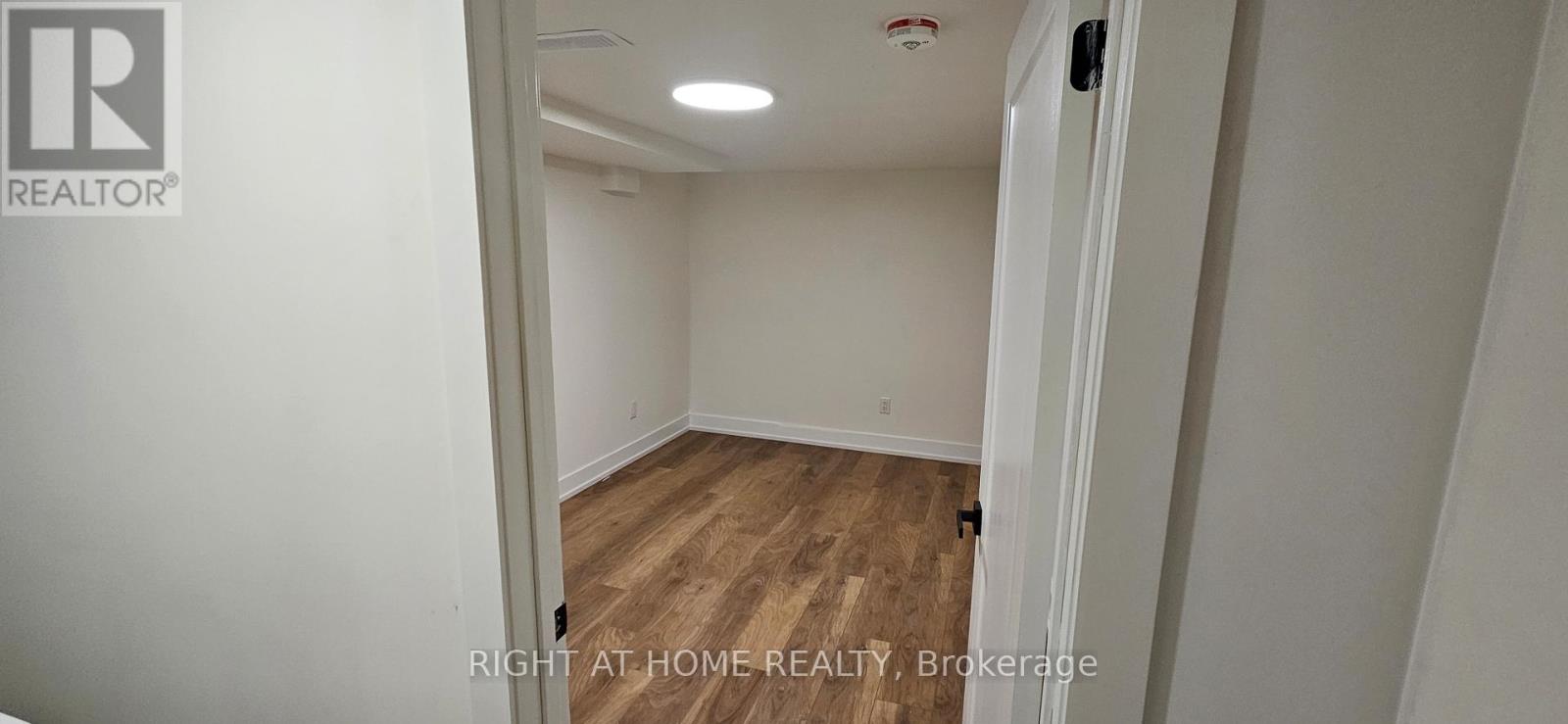 Lower Level - 38 Jasper Drive, Aurora, Ontario  L4G 3B9 - Photo 8 - N12408245