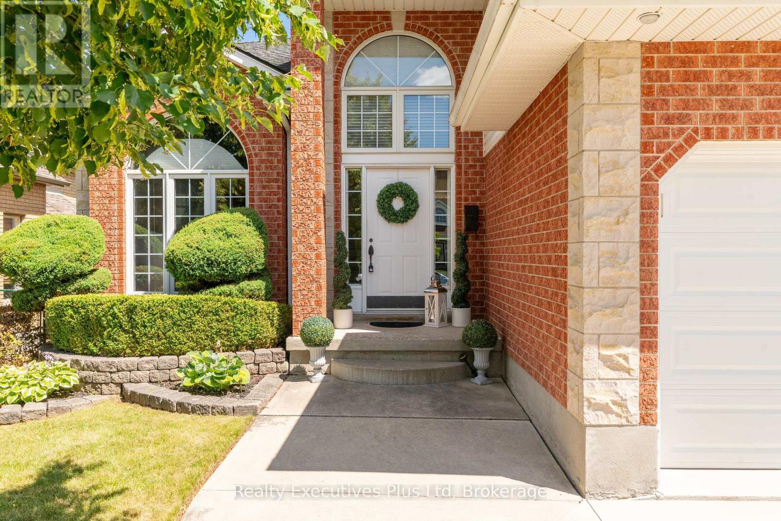 Property at 45 FIELDSTONE ROAD image 2
