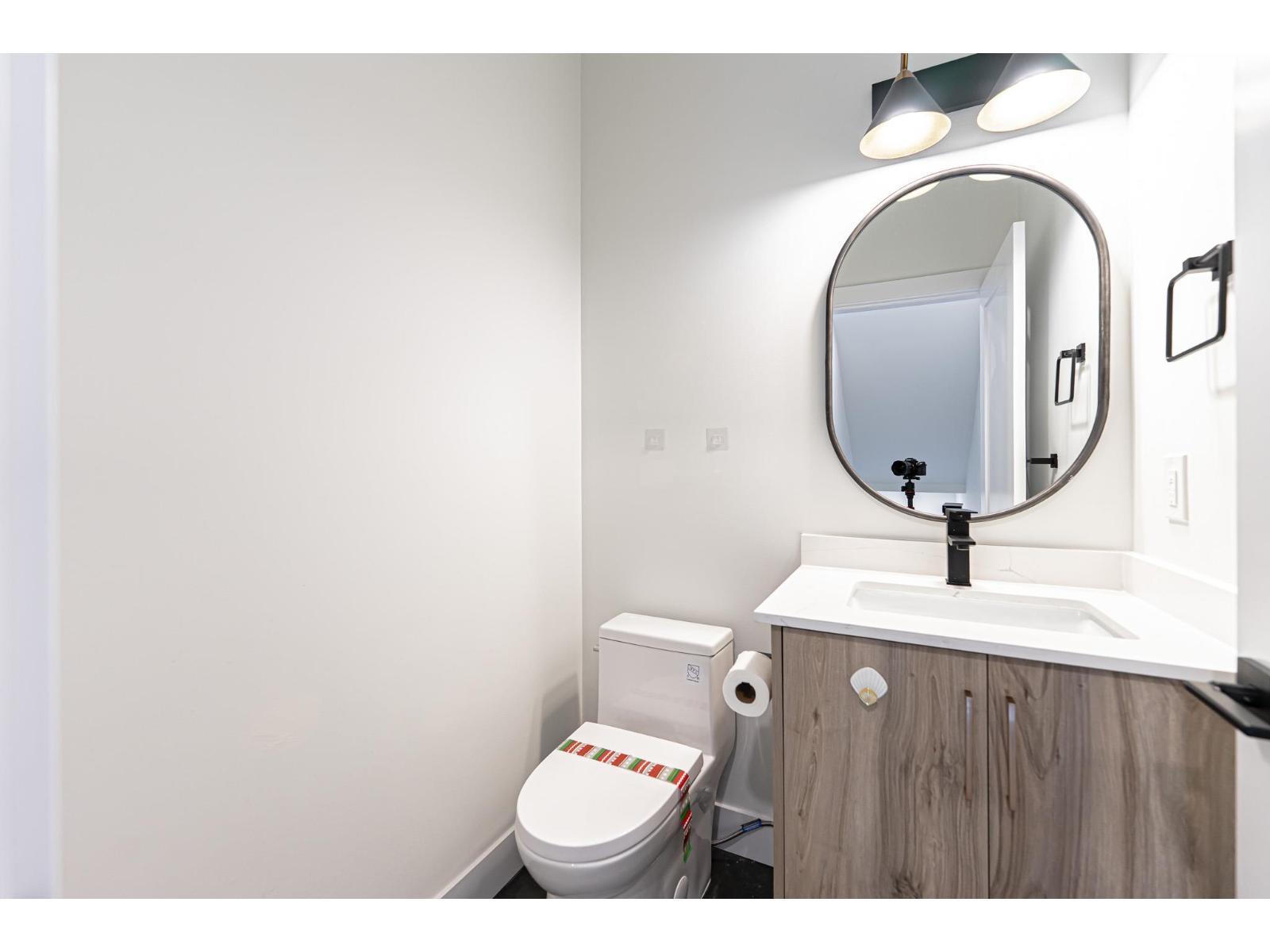 7 16358 23a Avenue, Surrey, British Columbia  V3Z 1J7 - Photo 6 - R3048374
