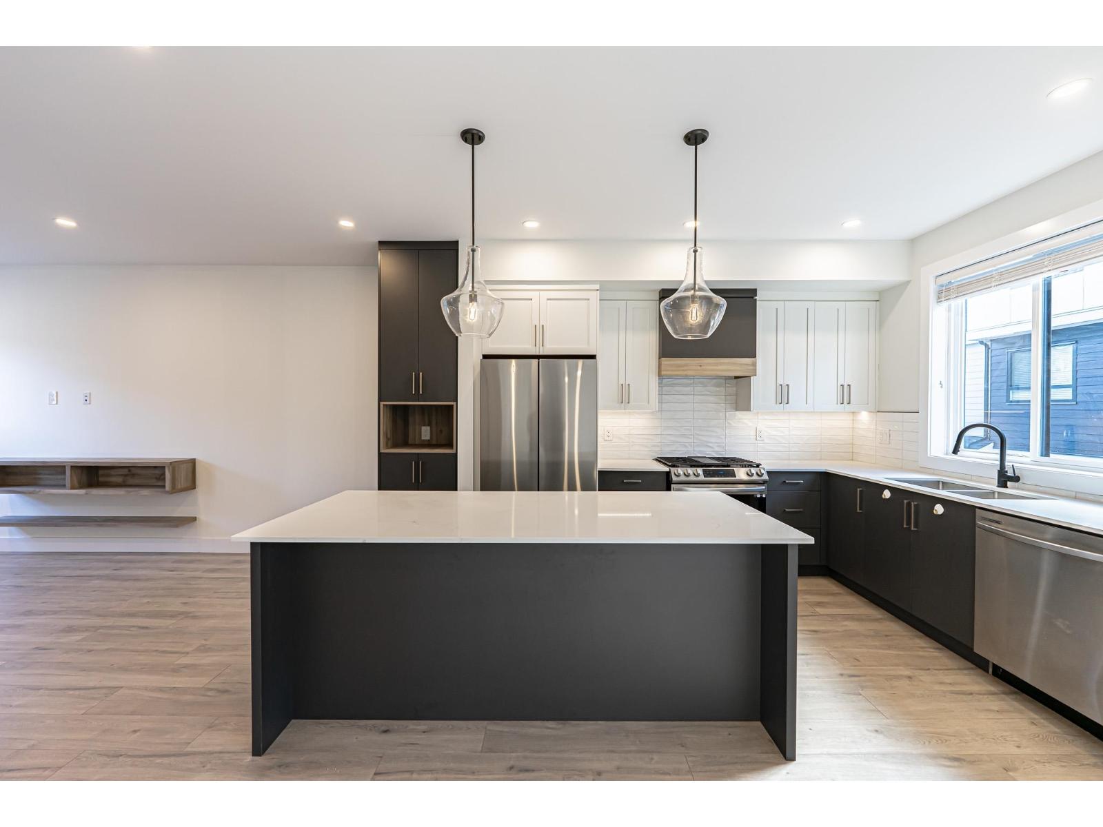 7 16358 23A AVENUE, Surrey, British Columbia