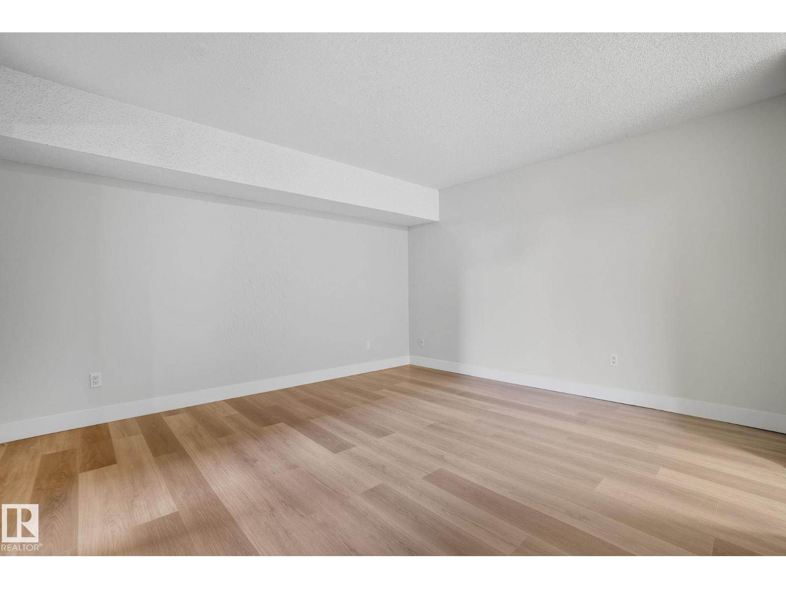 #6 10160 119 St Nw, Edmonton, Alberta  T5K 1Y9 - Photo 23 - E4458061
