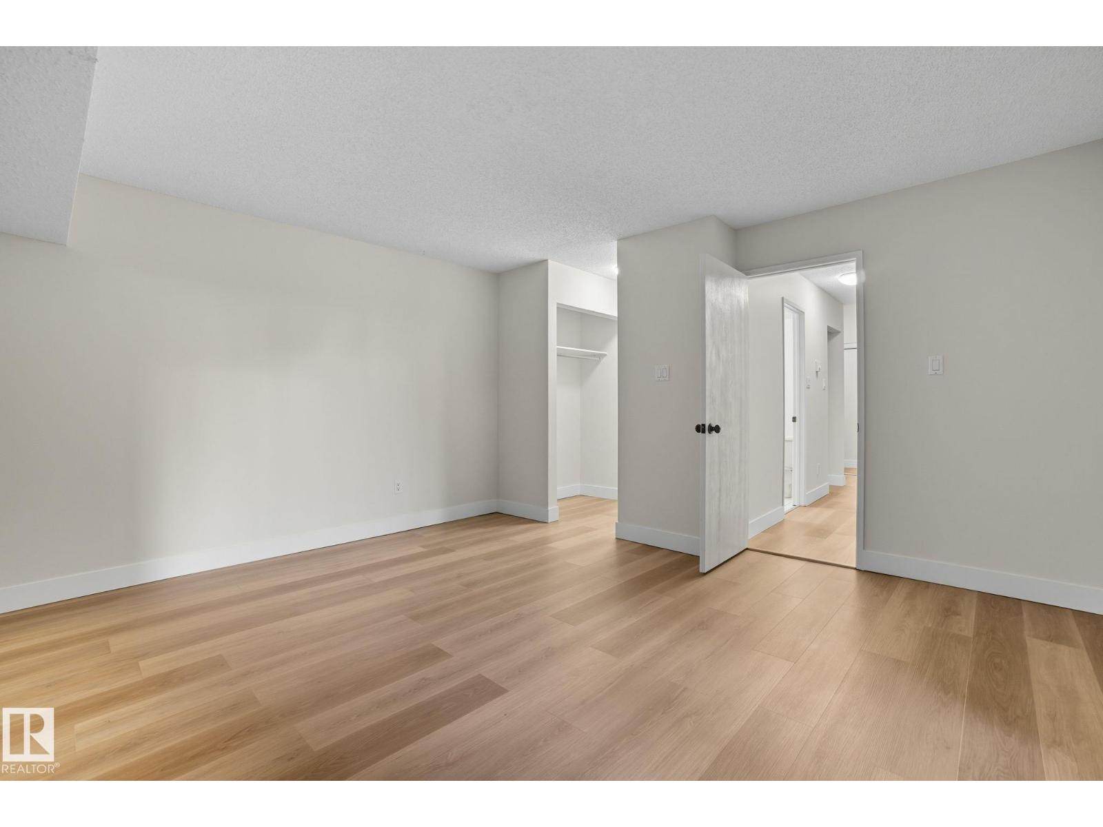 #6 10160 119 St Nw, Edmonton, Alberta  T5K 1Y9 - Photo 24 - E4458061
