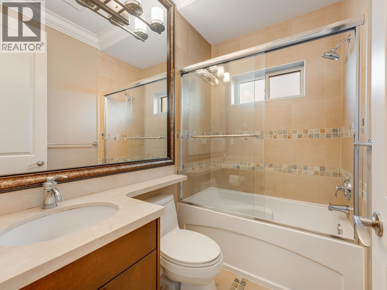 3780 Royalmore Avenue, Richmond, British Columbia  V7C 1P6 - Photo 31 - R3048820