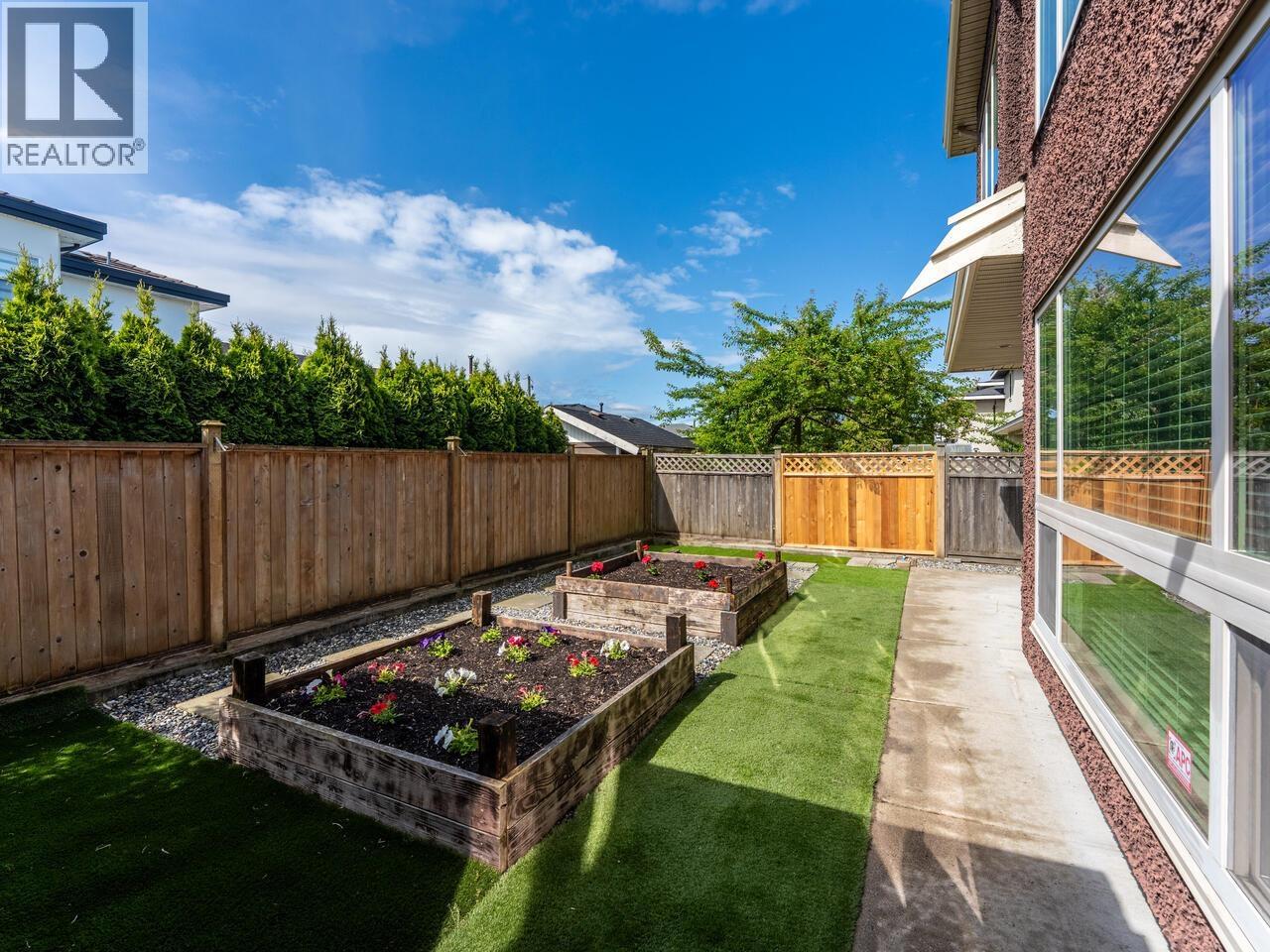 3780 Royalmore Avenue, Richmond, British Columbia  V7C 1P6 - Photo 35 - R3048820