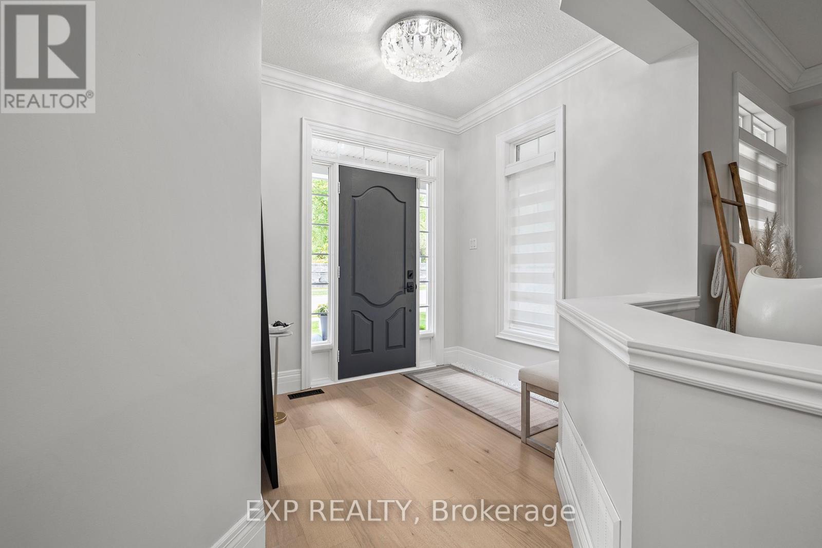 243 Sims Estate Drive, Kitchener, Ontario  N2A 4L4 - Photo 5 - X12406287