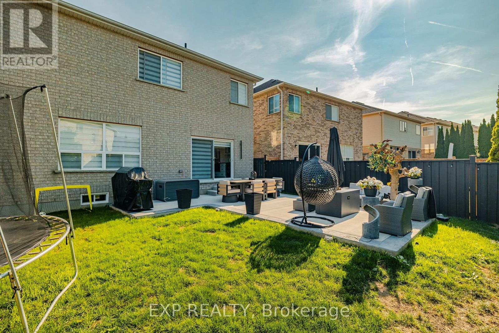 243 Sims Estate Drive, Kitchener, Ontario  N2A 4L4 - Photo 40 - X12406287