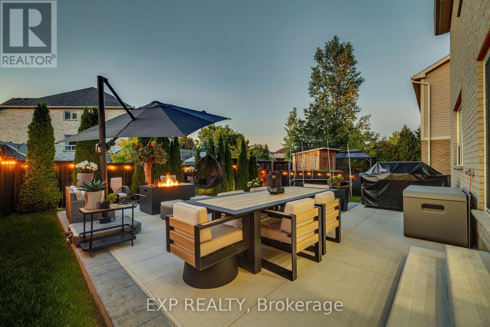243 Sims Estate Drive, Kitchener, Ontario  N2A 4L4 - Photo 42 - X12406287