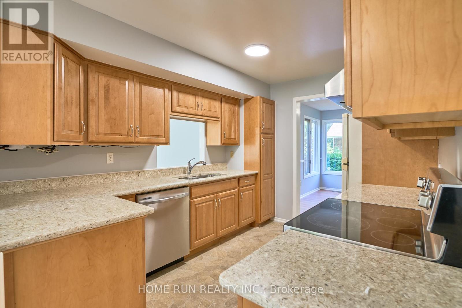 20 Thiessen Crescent, Ottawa, Ontario  K2L 2M3 - Photo 16 - X12408304