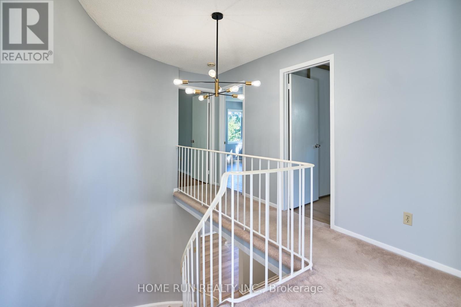 20 Thiessen Crescent, Ottawa, Ontario  K2L 2M3 - Photo 25 - X12408304