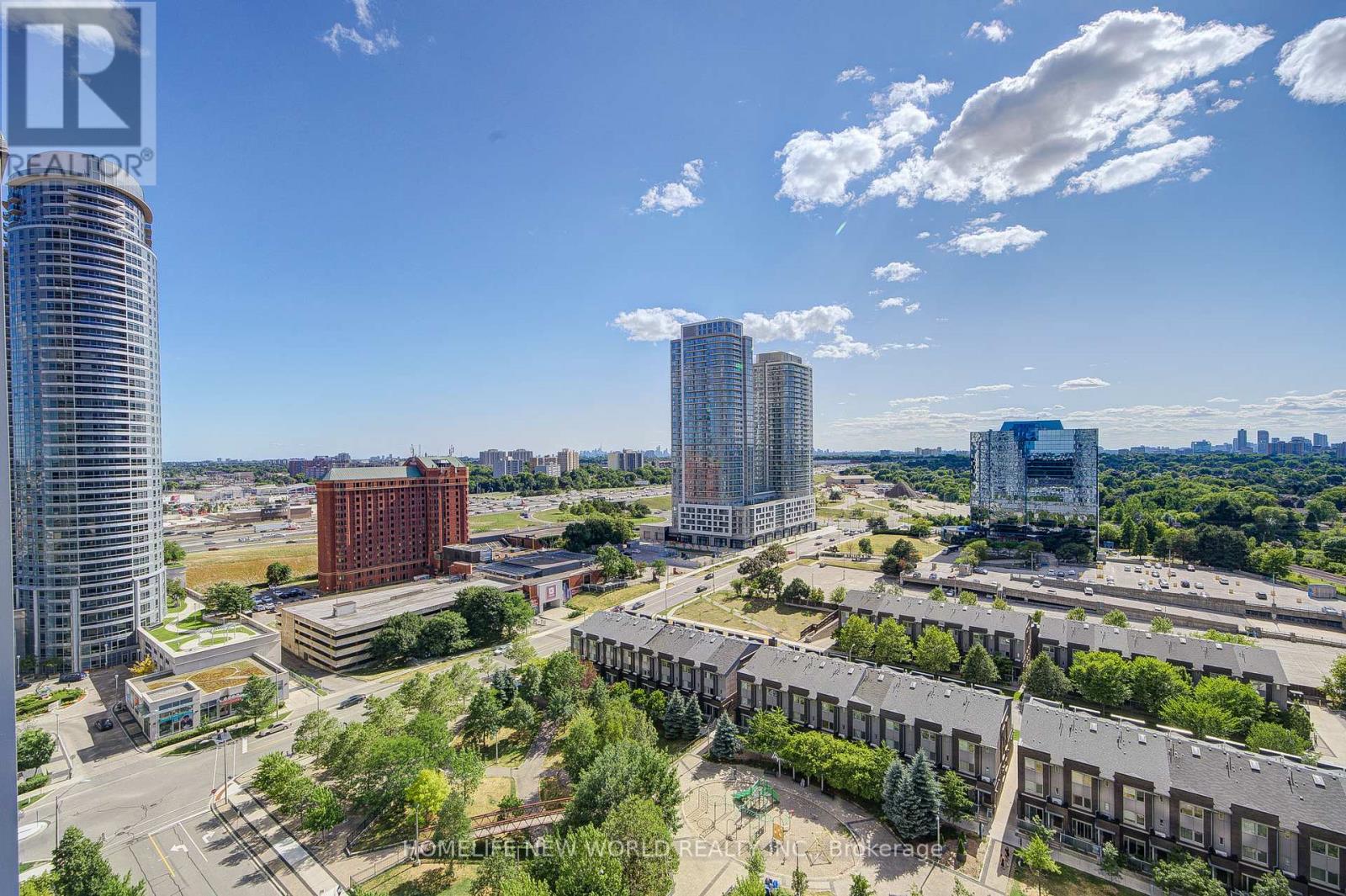 1815 - 181 Village Green Square E, Toronto, Ontario  M1S 0K3 - Photo 2 - E12408266