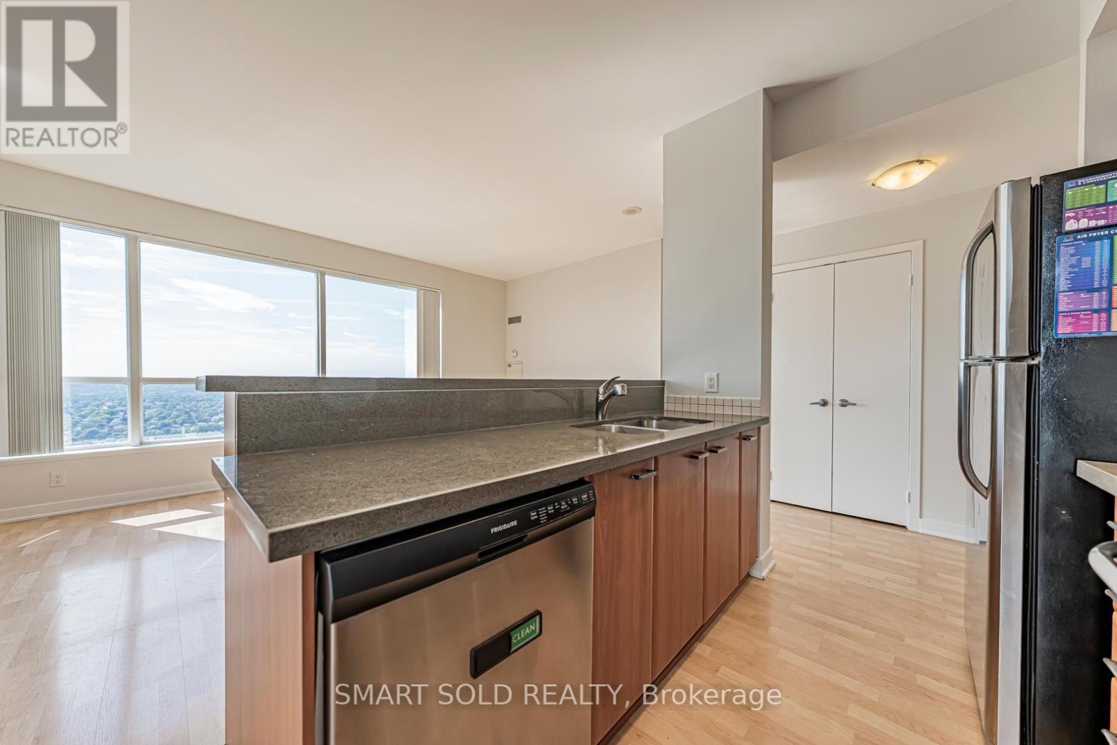 Ph506 - 38 Lee Centre Drive, Toronto, Ontario  M1H 3J7 - Photo 13 - E12408280