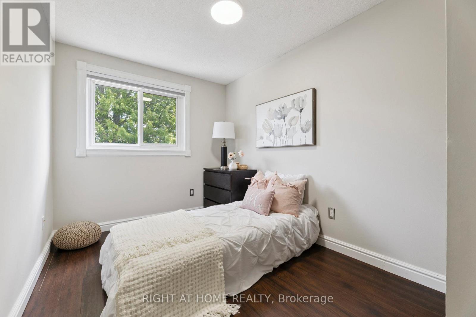 923 Southridge Street, Oshawa (Donevan), Ontario  L1H 8A4 - Photo 21 - E12408292