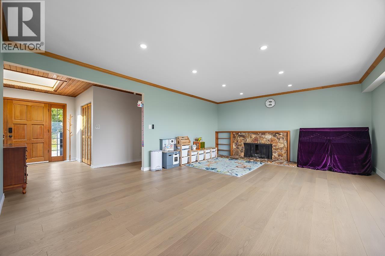 96 Bonnymuir Drive, West Vancouver, British Columbia  V7S 1L2 - Photo 5 - R3048382