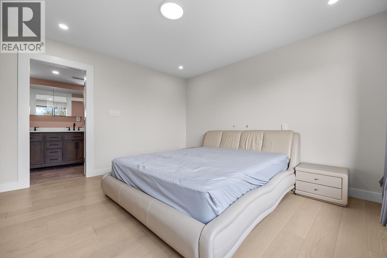 96 Bonnymuir Drive, West Vancouver, British Columbia  V7S 1L2 - Photo 34 - R3048382