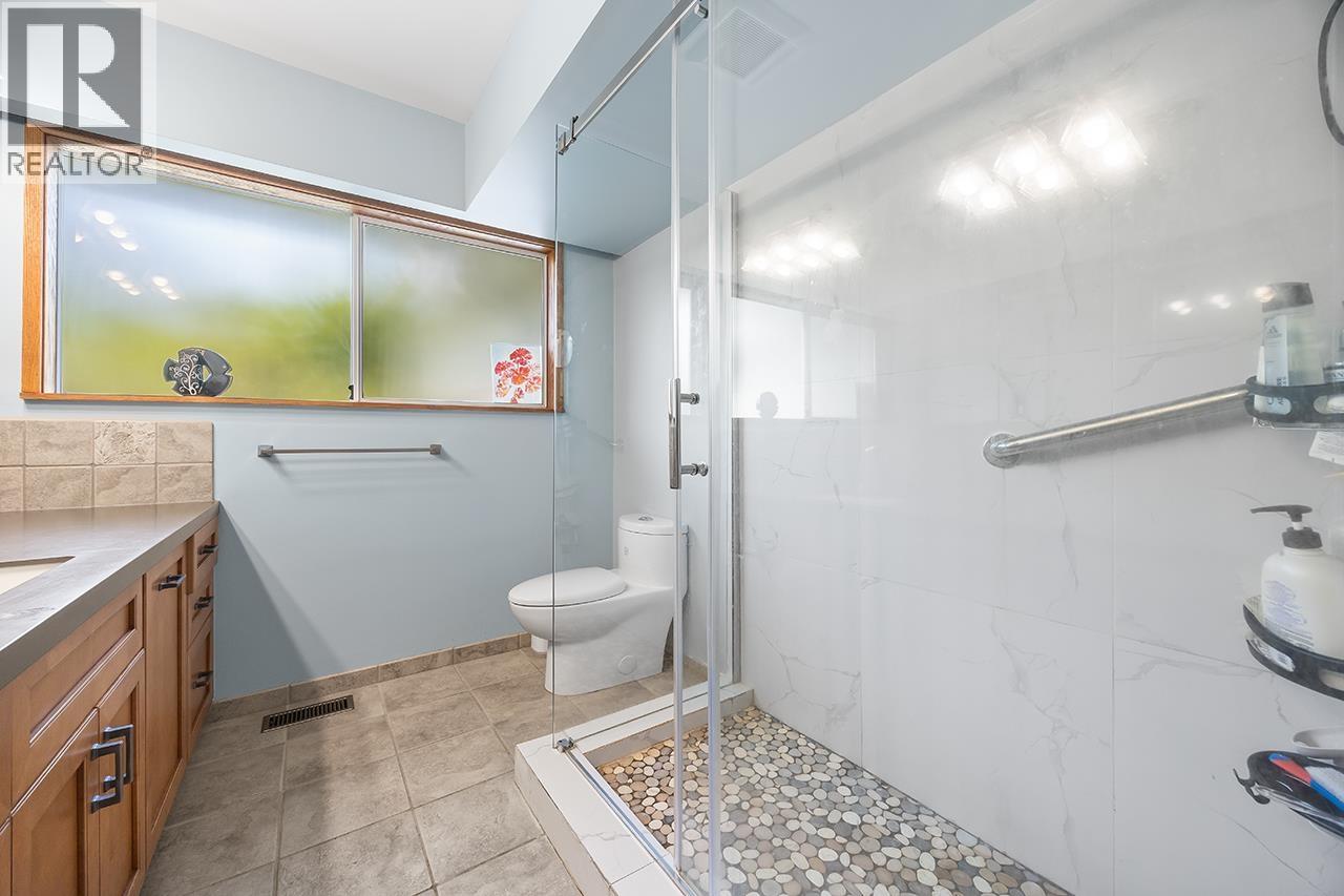 96 Bonnymuir Drive, West Vancouver, British Columbia  V7S 1L2 - Photo 15 - R3048382