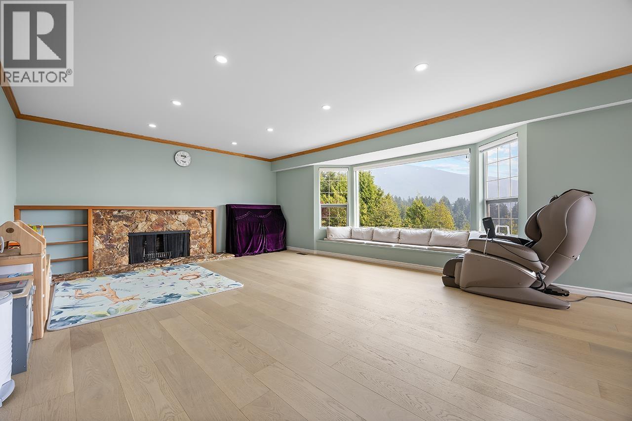 96 Bonnymuir Drive, West Vancouver, British Columbia  V7S 1L2 - Photo 4 - R3048382