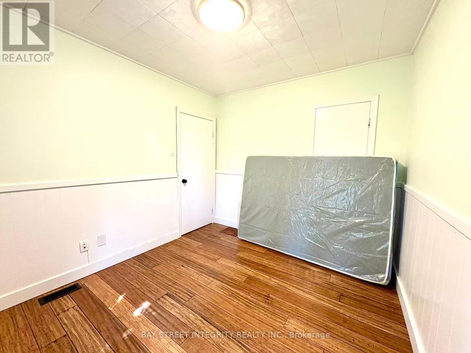 1270 Crossfield Bend, Mississauga, Ontario  L5G 3P4 - Photo 20 - W12408288