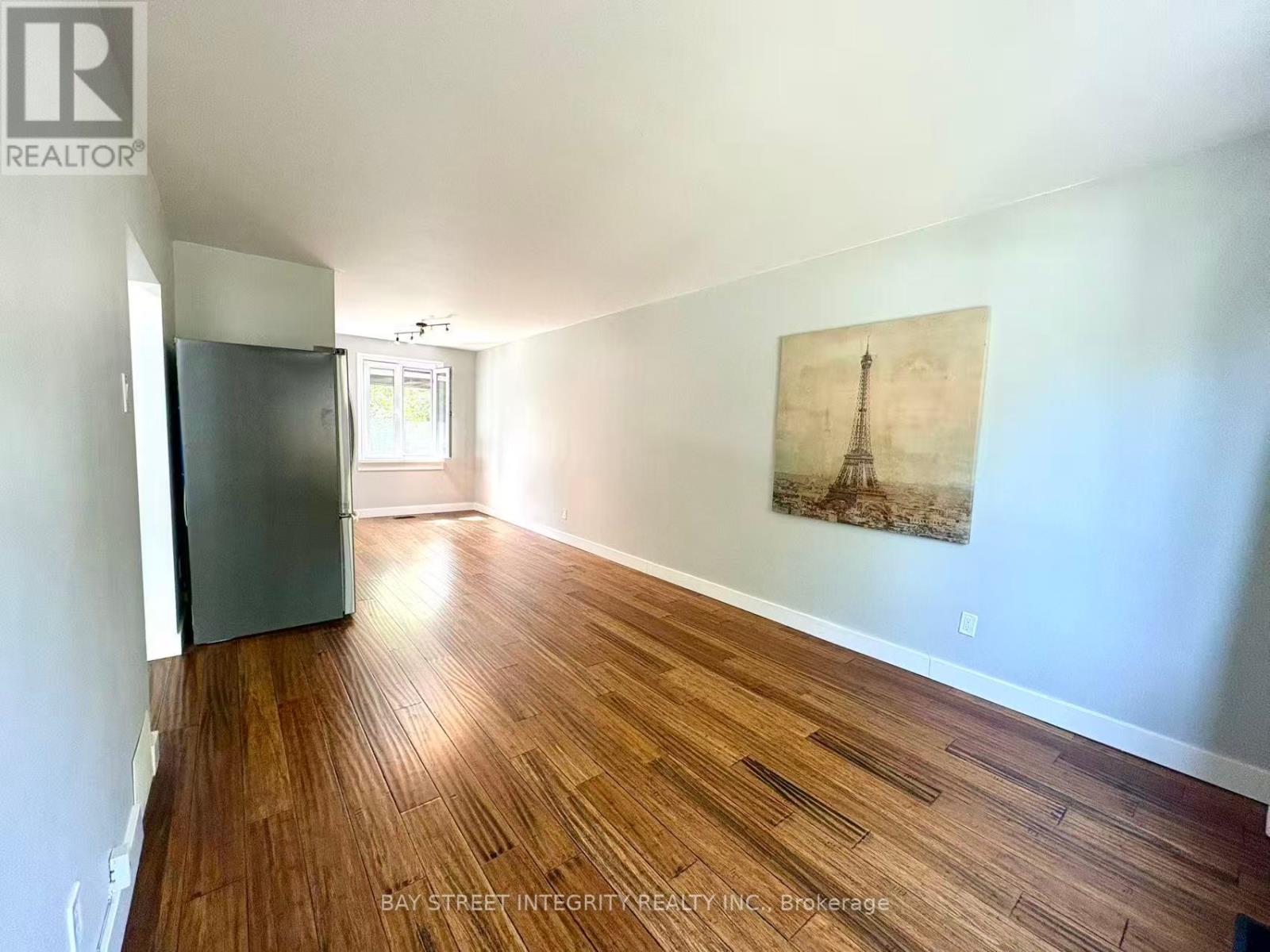 1270 Crossfield Bend, Mississauga, Ontario  L5G 3P4 - Photo 6 - W12408288