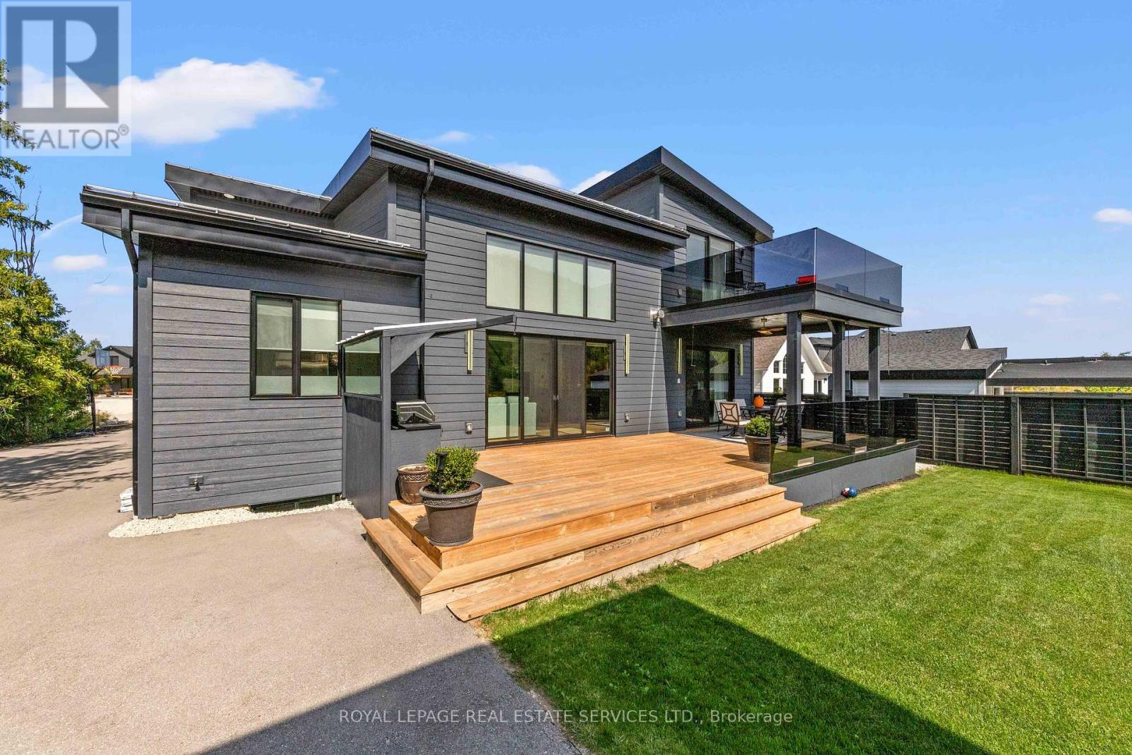 118 Barton Boulevard, Blue Mountains, Ontario  N0H 1J0 - Photo 41 - X12408274