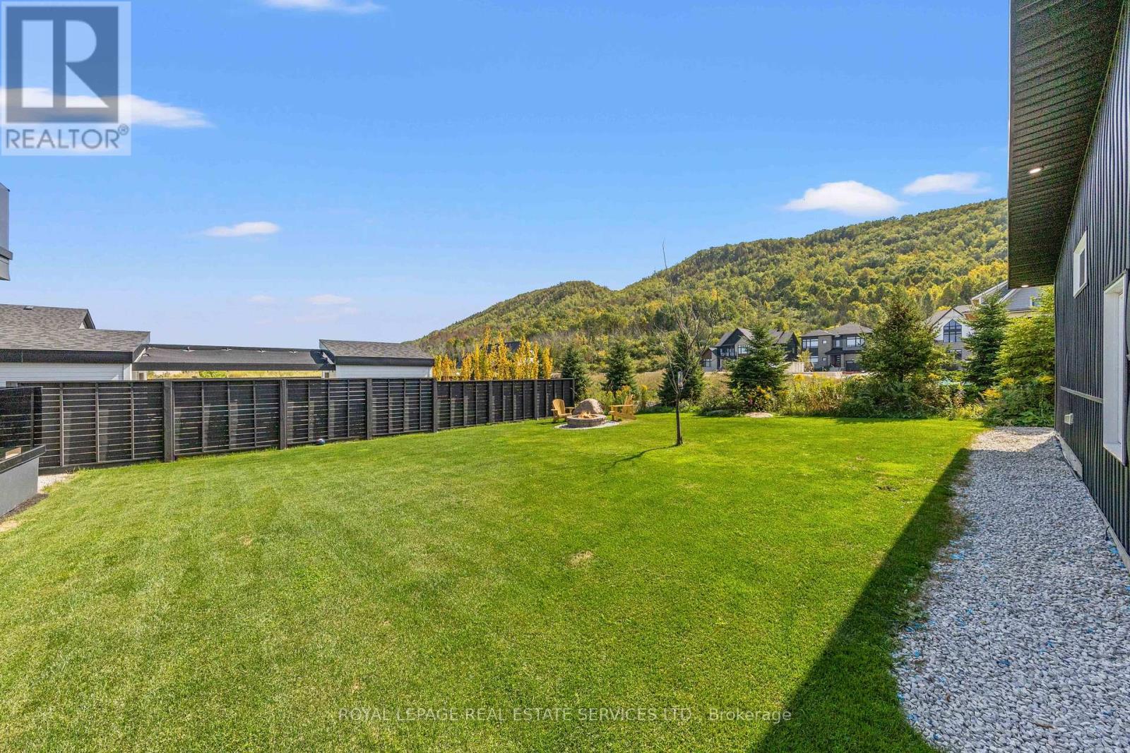 118 Barton Boulevard, Blue Mountains, Ontario  N0H 1J0 - Photo 43 - X12408274