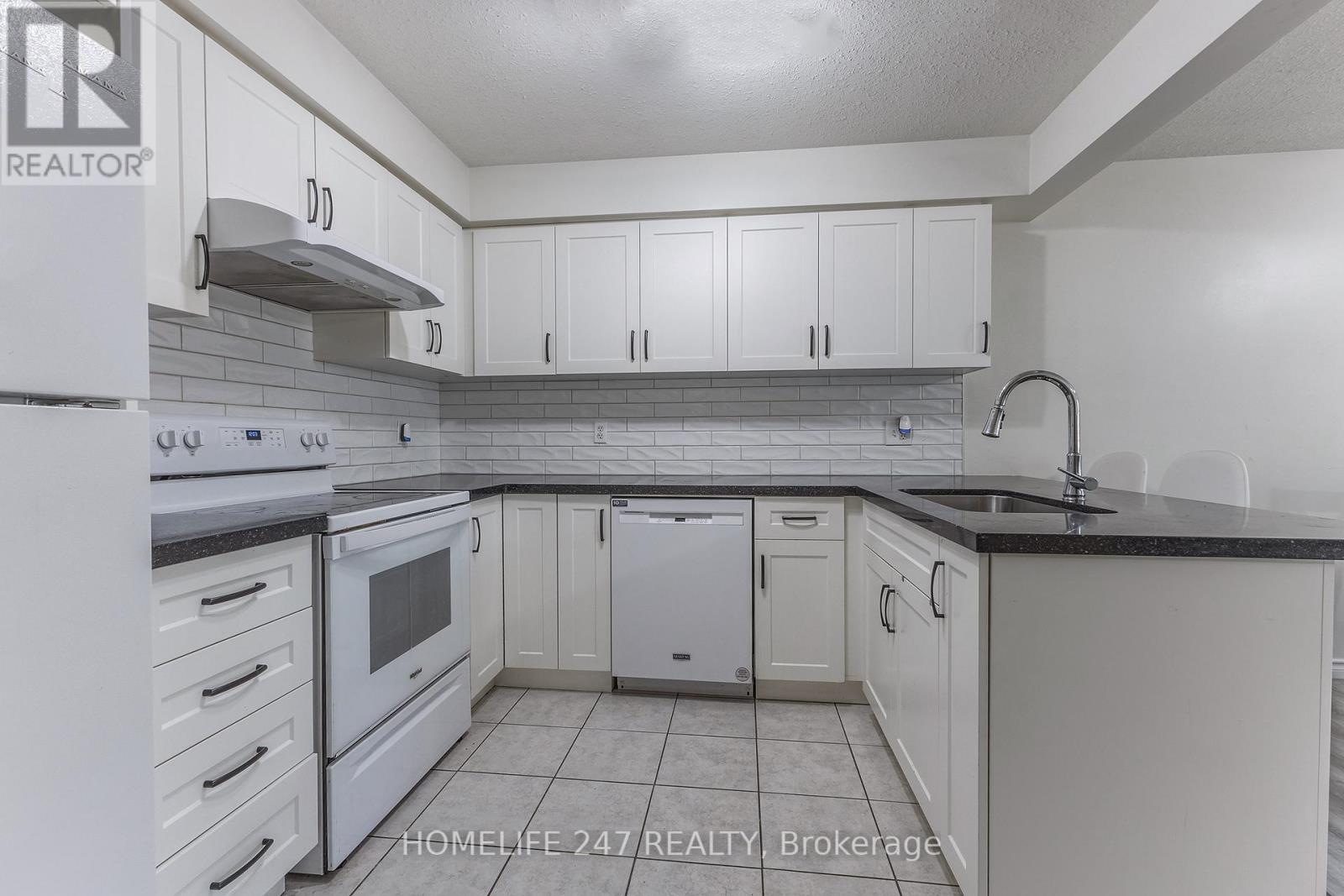 5 - 31 Schroder Crescent, Guelph, Ontario  N1E 7M6 - Photo 7 - X12408281