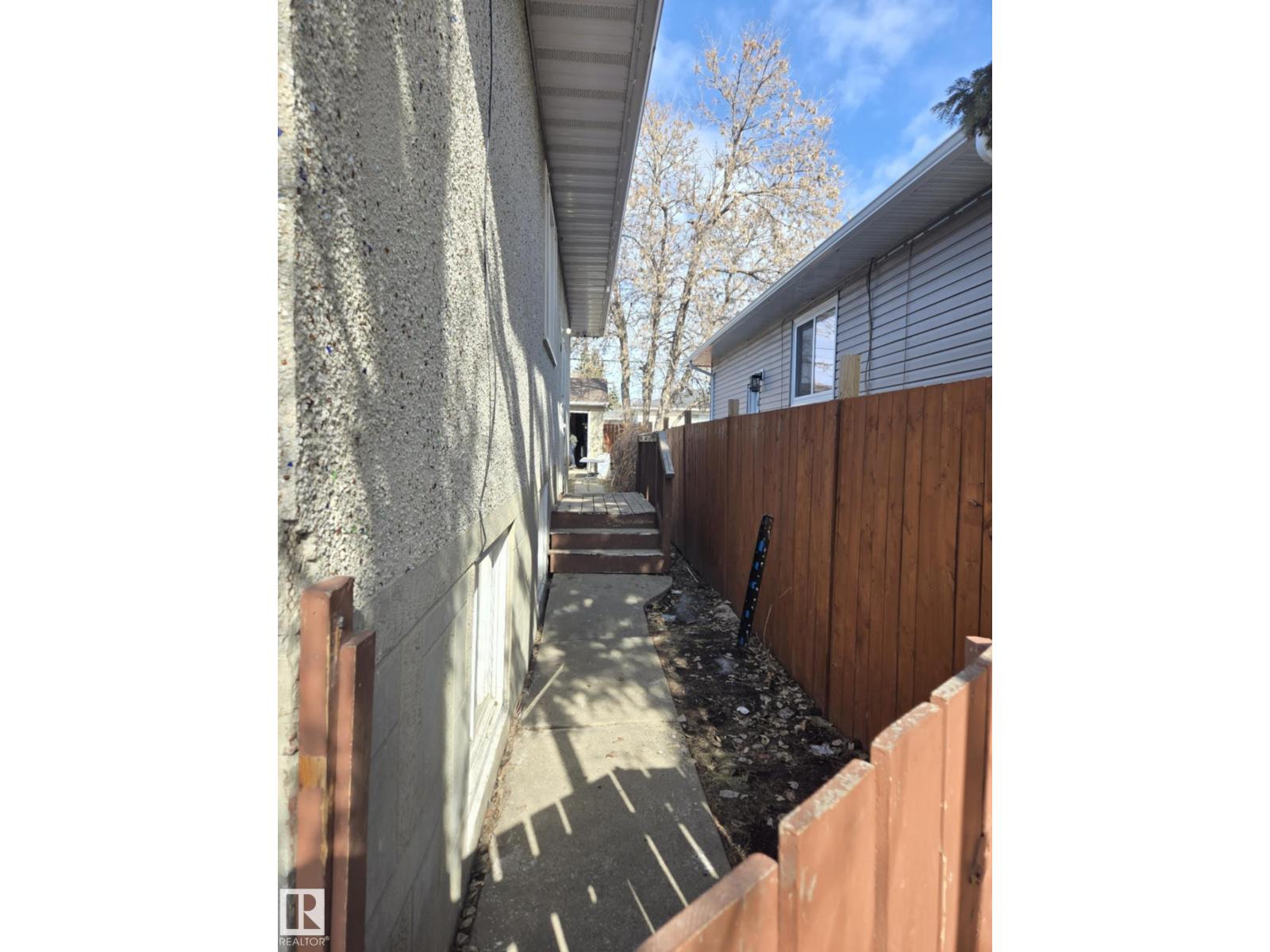 6422 - 6424 132 Av Nw, Edmonton, Alberta  T5A 0J8 - Photo 18 - E4458063