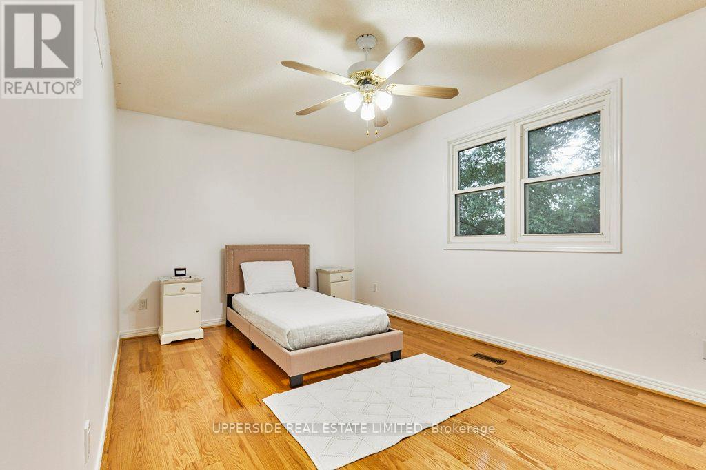 1201 Abbey Road, Pickering, Ontario  L1X 1W1 - Photo 20 - E12408310