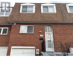 135 Corinthian Blvd Boulevard, Toronto (Tam O'Shanter-Sullivan), Ca