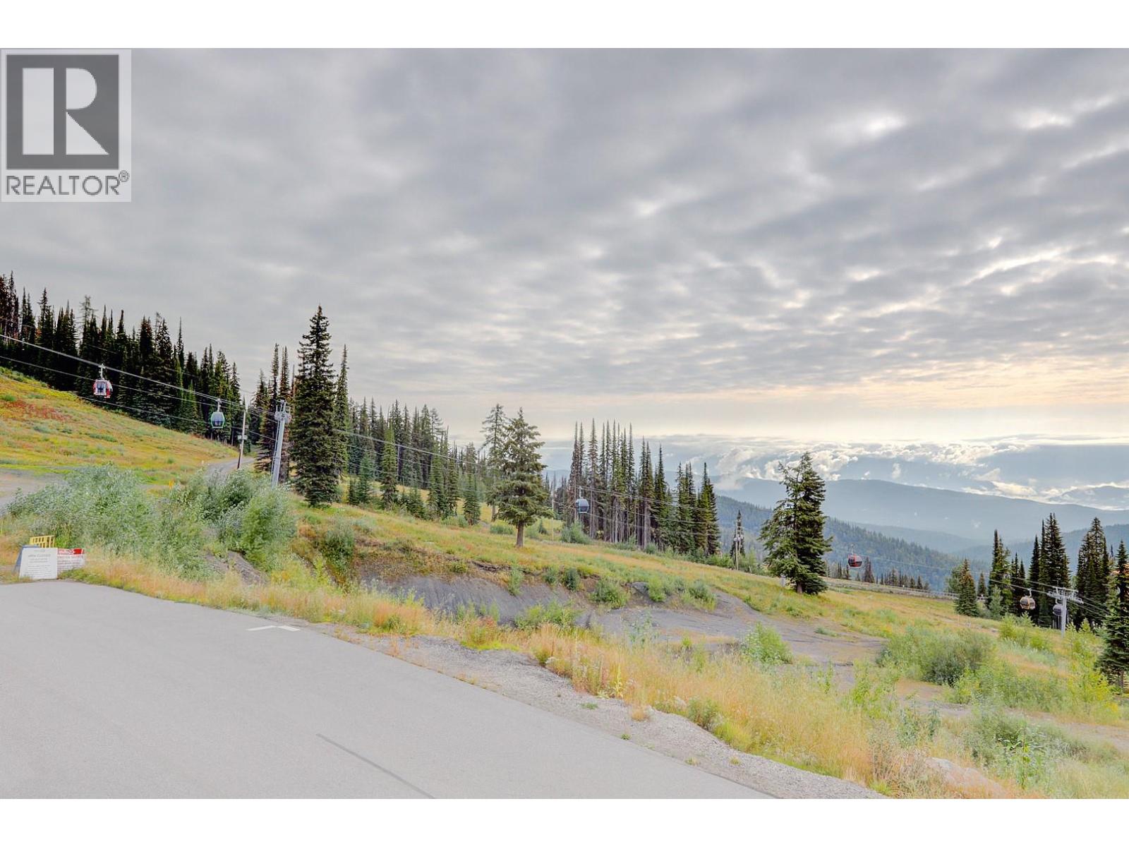 9905 Pinnacles Road Unit# 6, Silver Star, British Columbia  V1B 0S2 - Photo 34 - 10363106