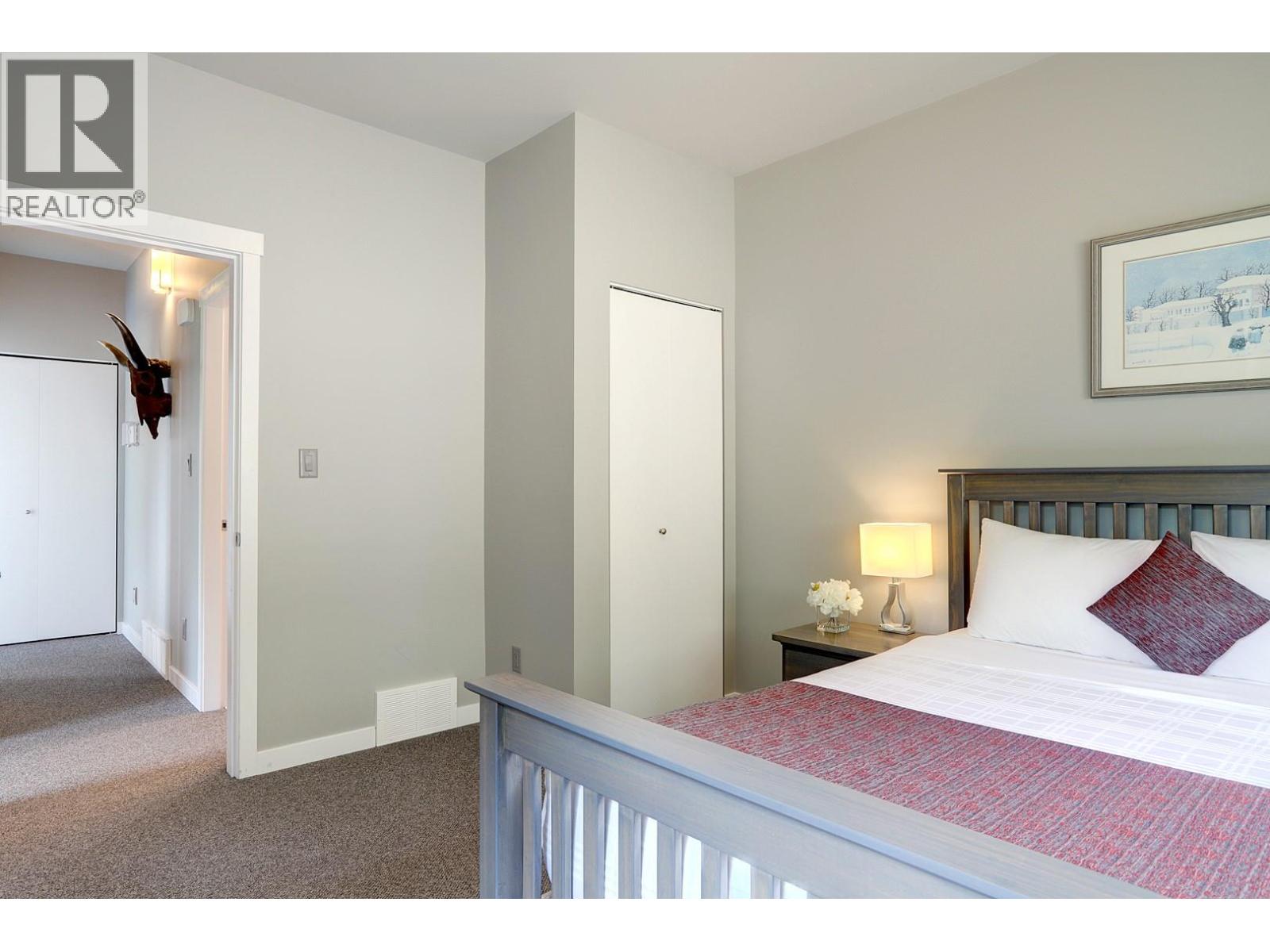 9905 Pinnacles Road Unit# 6, Silver Star, British Columbia  V1B 0S2 - Photo 64 - 10363106