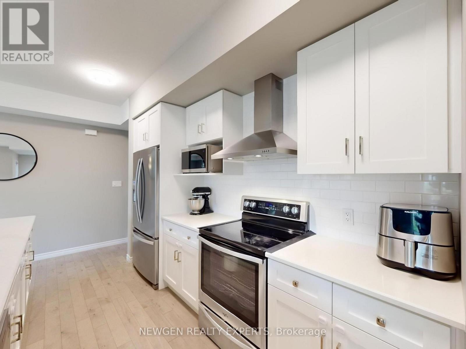 48 - 107 Westra Drive, Guelph/eramosa, Ontario  N1K 0A5 - Photo 12 - X12408307