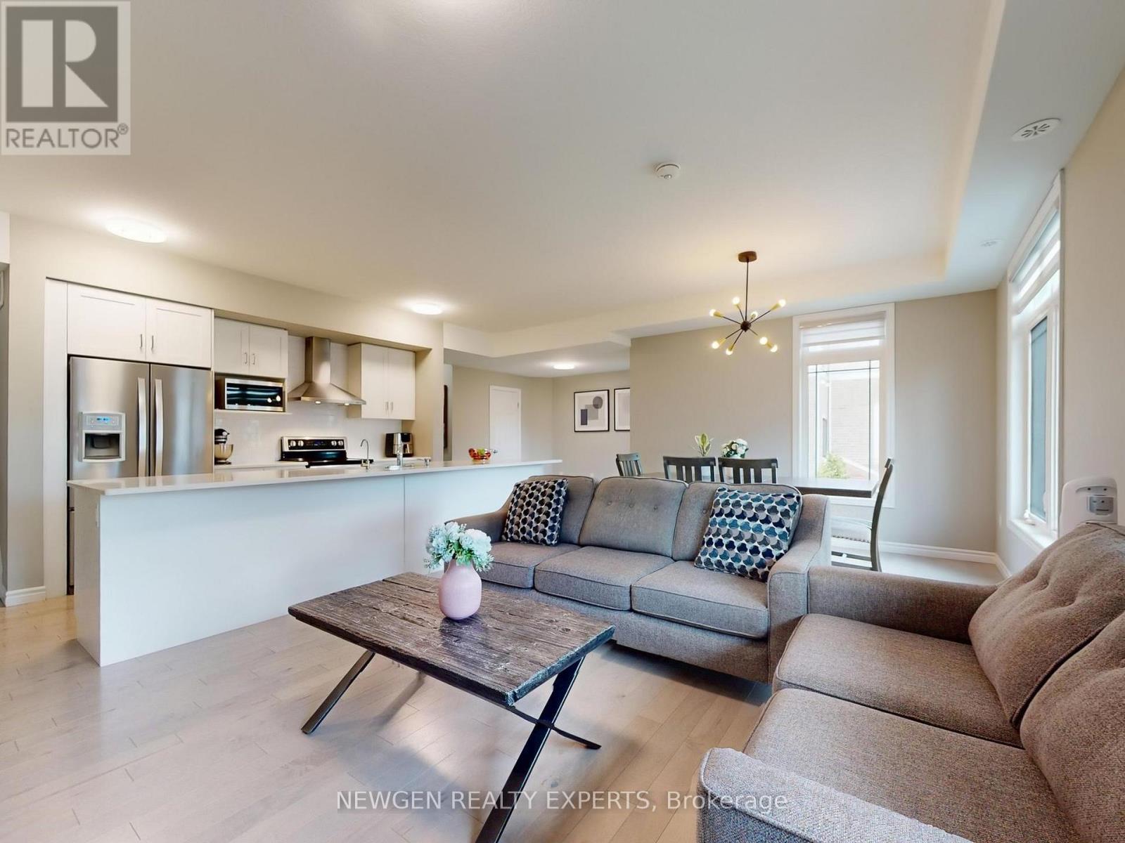 48 - 107 Westra Drive, Guelph/eramosa, Ontario  N1K 0A5 - Photo 4 - X12408307